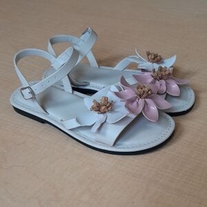 ZARA  SANDALS WITH patent Floral Detail Size 11.5